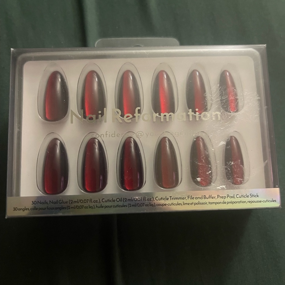 Reformation Deep Red Nail Set